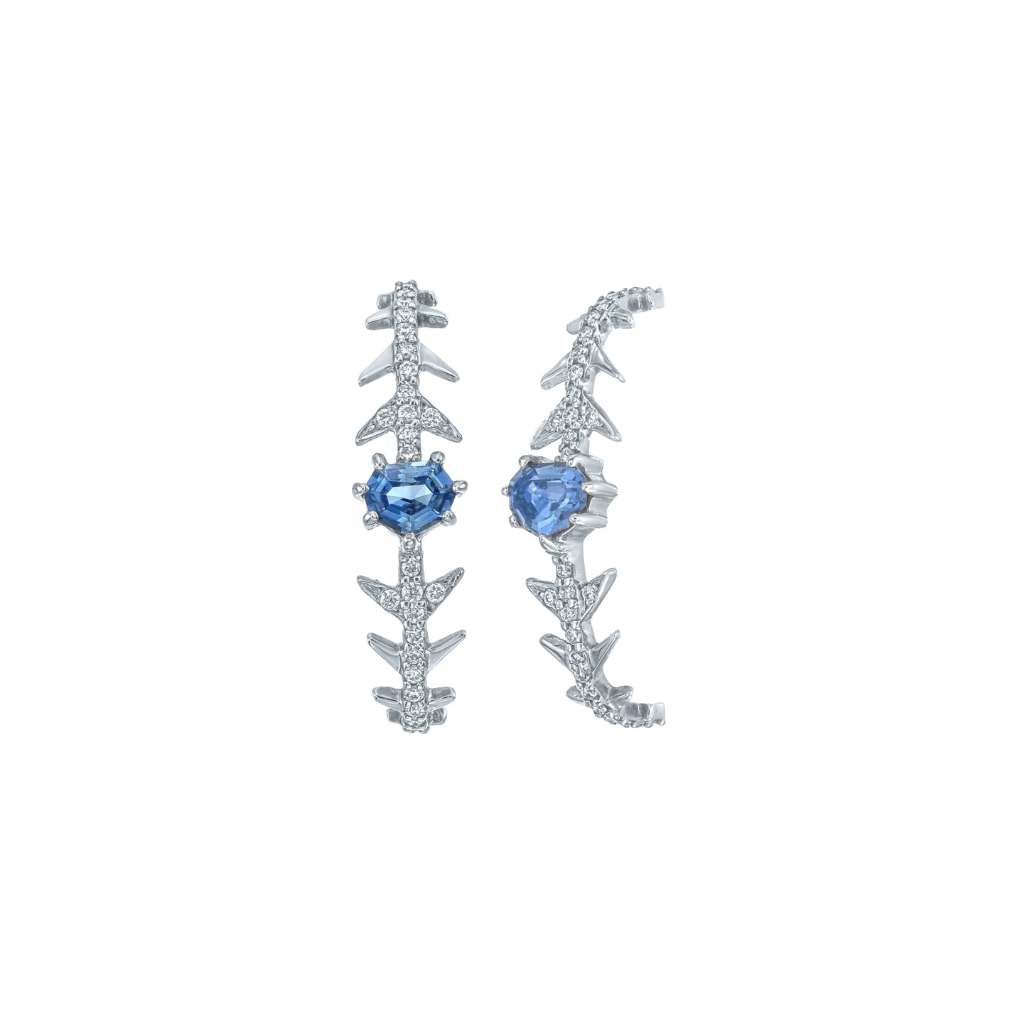 SPIKED LOBE CUFF